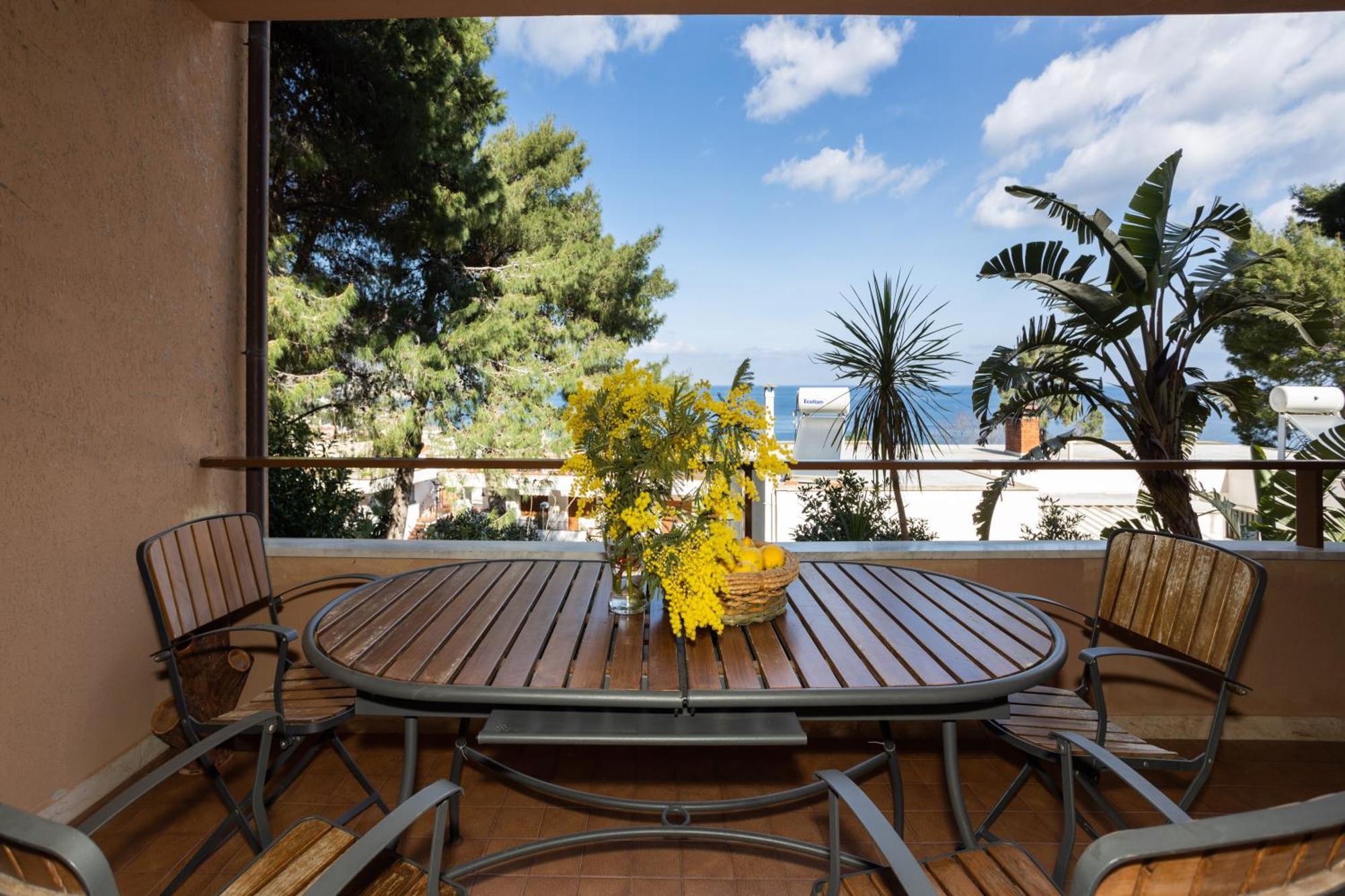 Villa Nel Verde Sul Mare, Mondello, باليرمو المظهر الخارجي الصورة